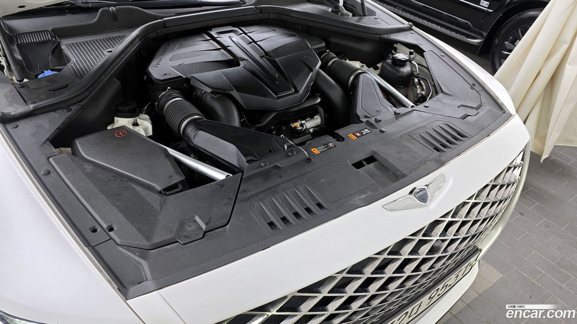 Main__Slider__Photo:GV80 Genesis 2020.11-5