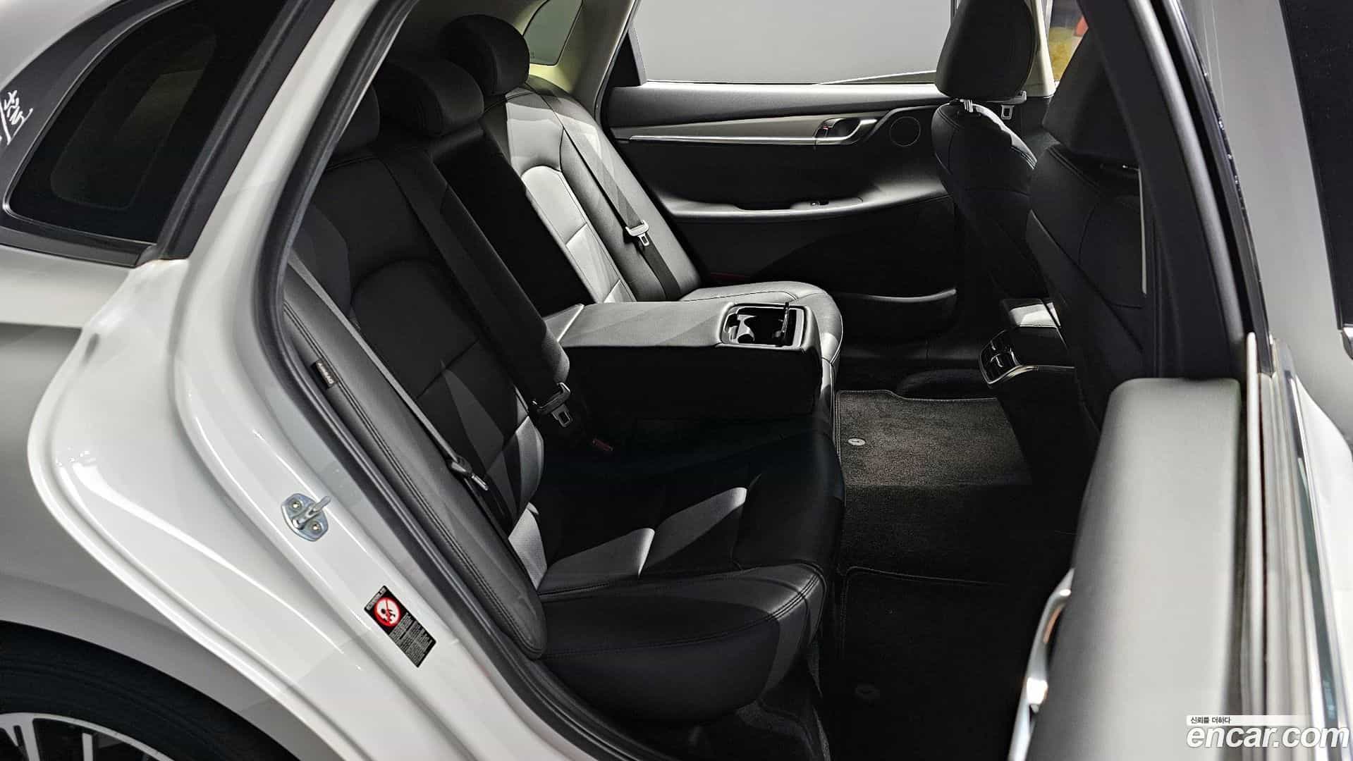 Grandeur Hyundai 2020.3-OPTION-016