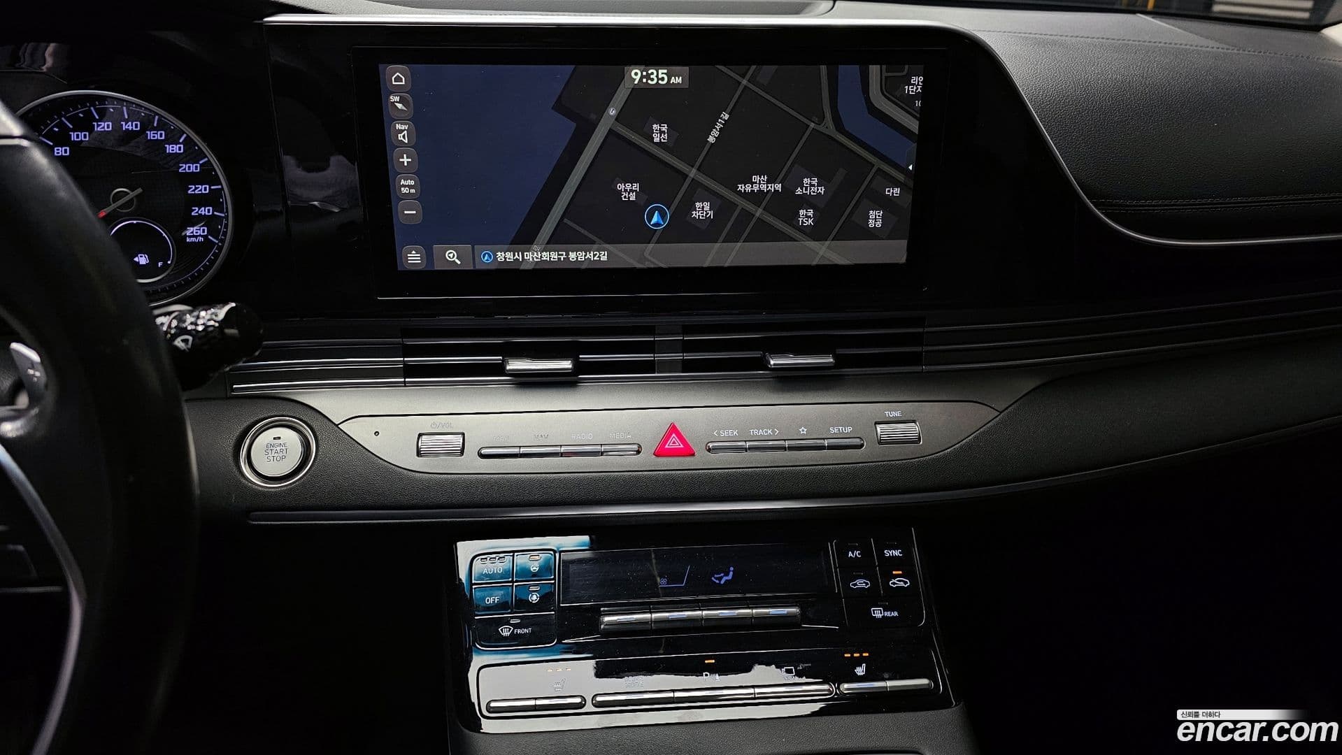 Main__Slider__Photo:Grandeur Hyundai 2020.3-13