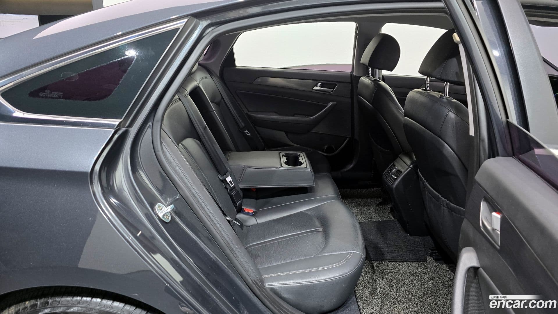 Main__Slider__Photo:Sonata Hyundai 2017.7-11