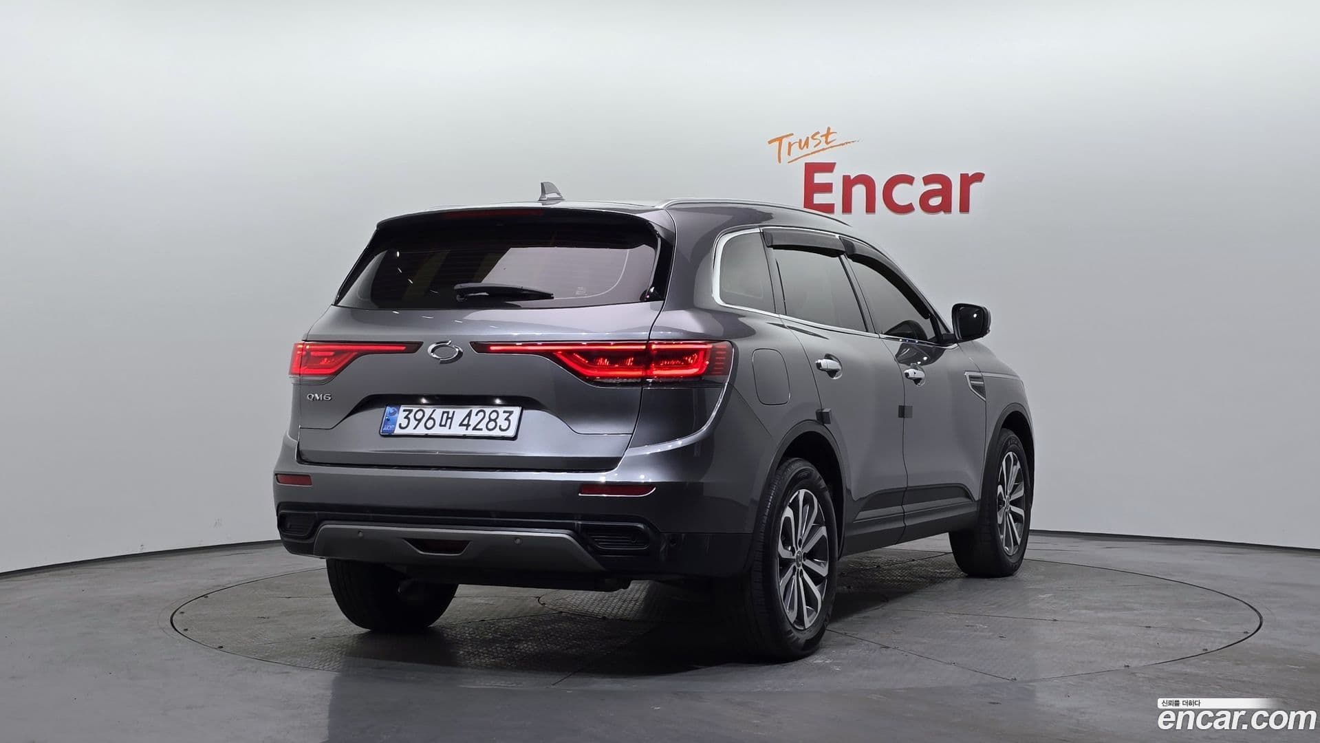 Main__Slider__Photo:QM6 Renault-KoreaSamsung 2021.10-1