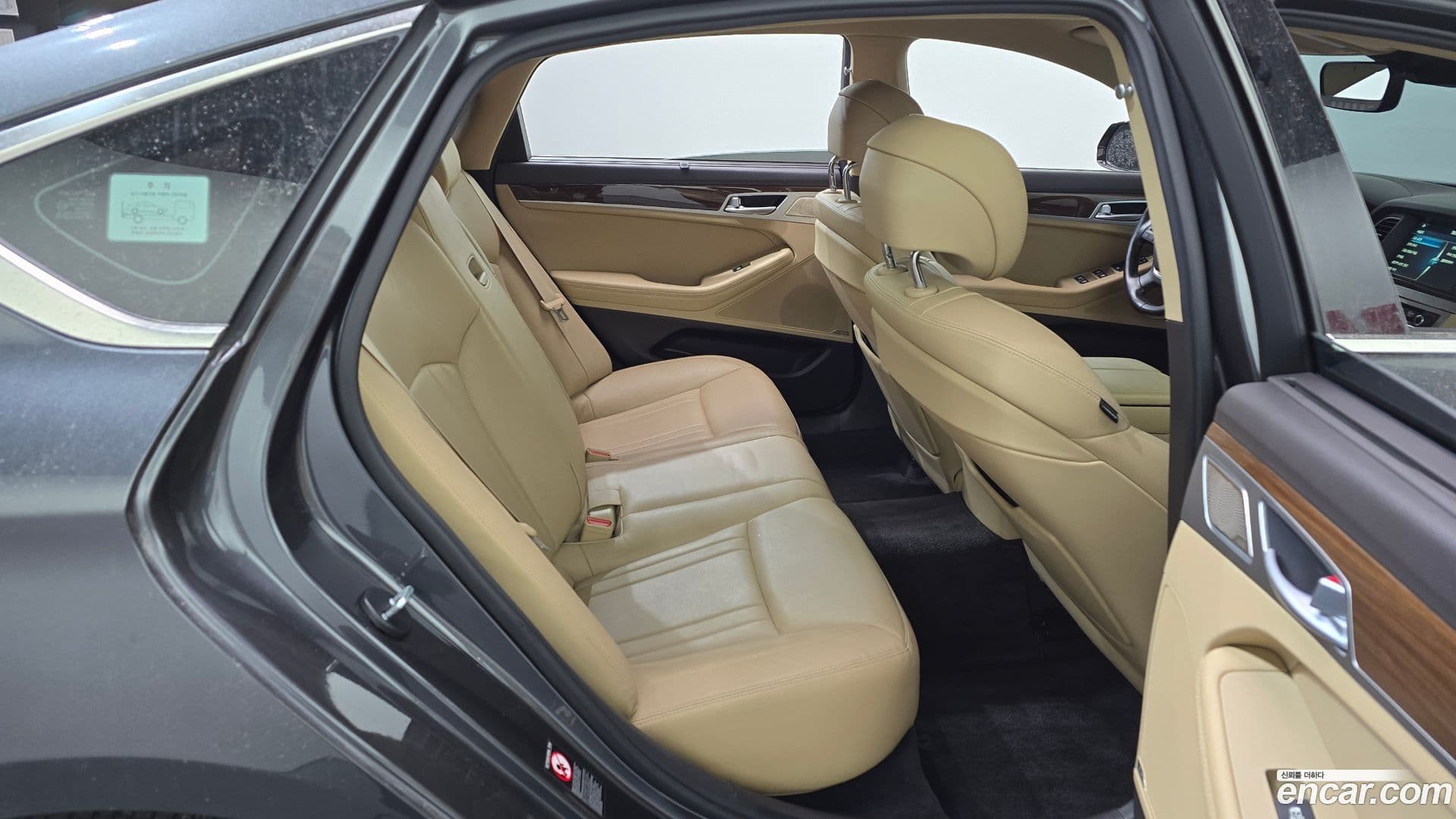 Main__Slider__Photo:G80 Genesis 2016.9-11