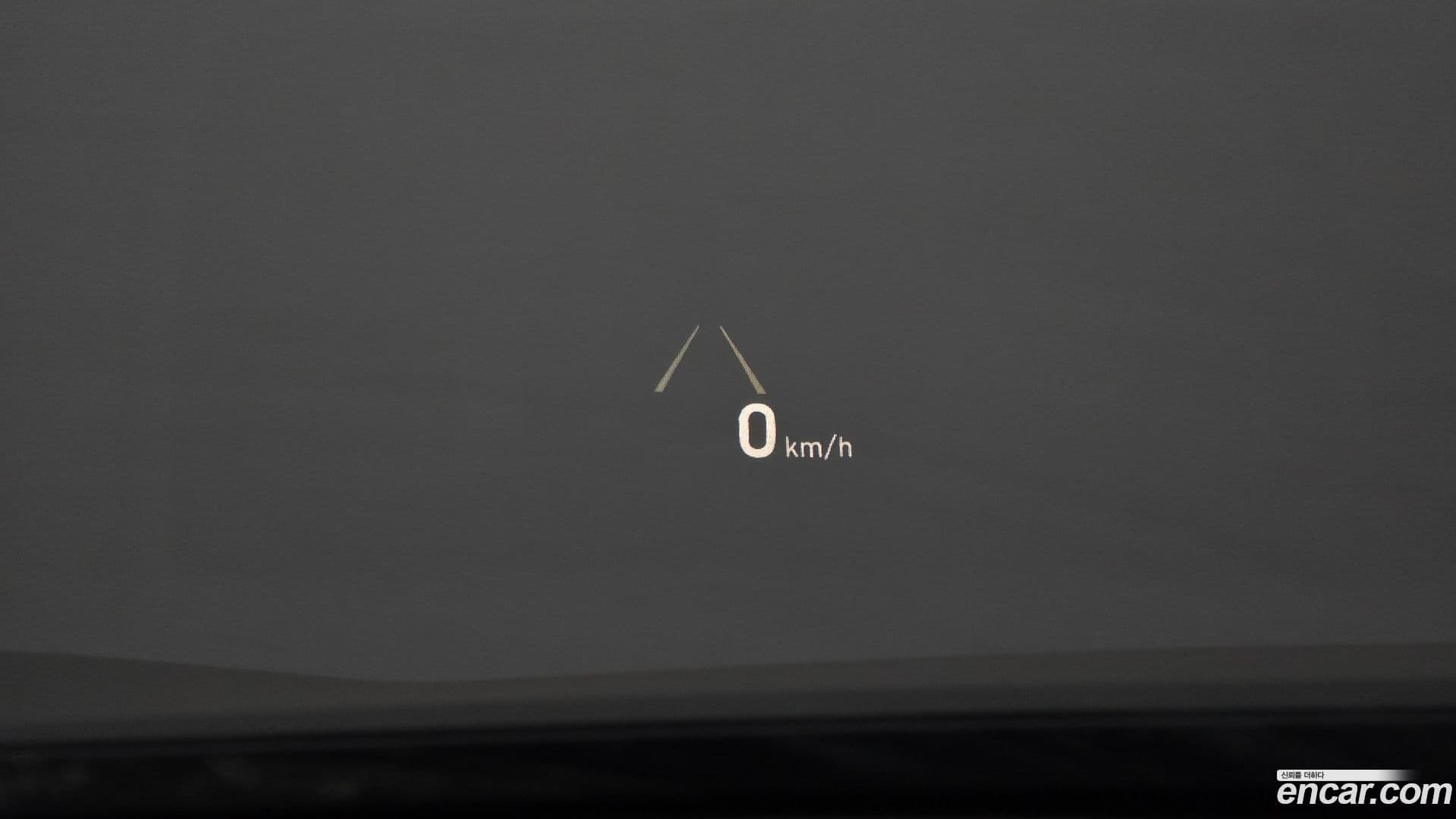 Main__Slider__Photo:G80 Genesis 2016.9-16