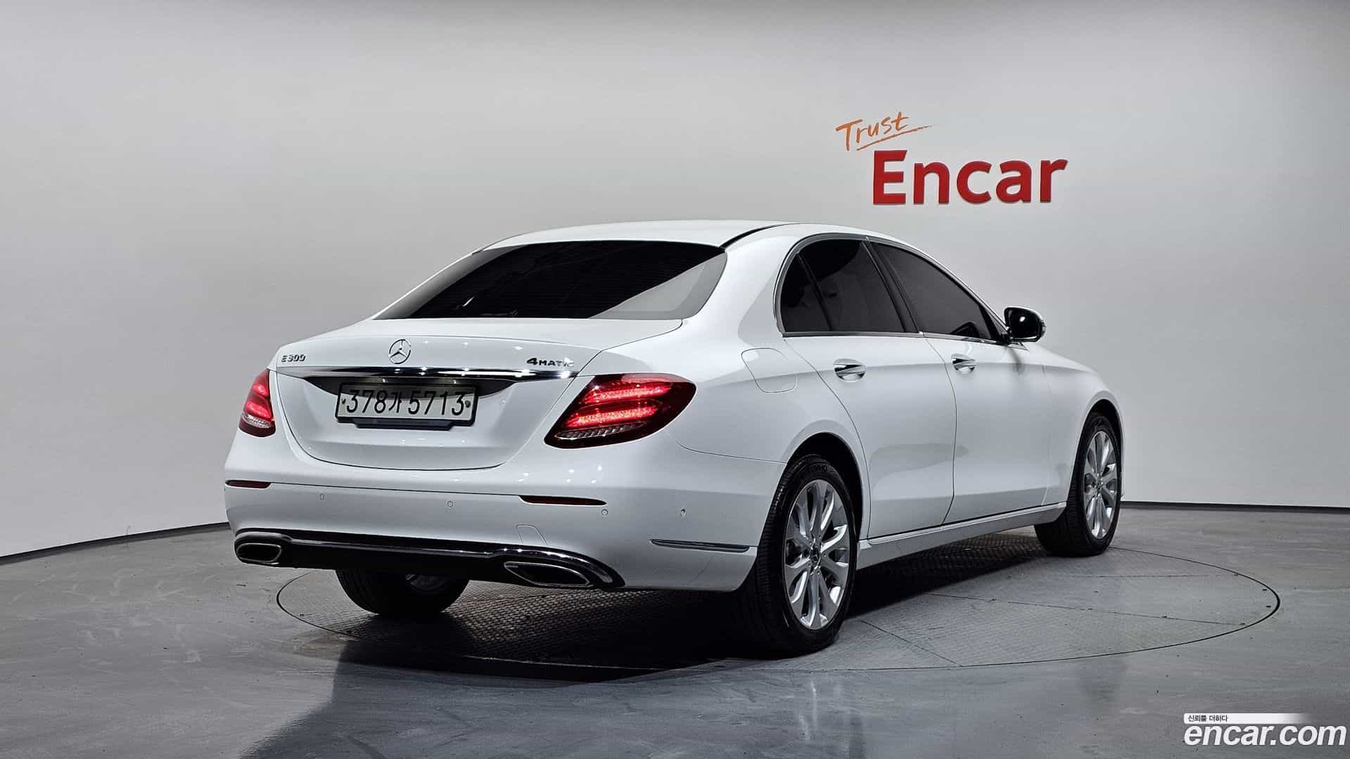 E-Class Mercedes-Benz 2020.0-OUTER-002