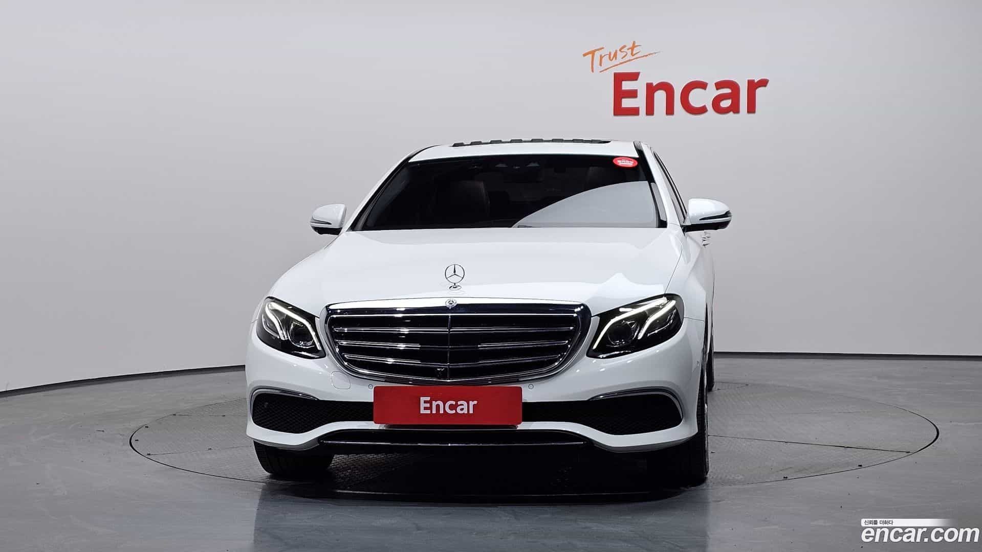 E-Class Mercedes-Benz 2020.0-OUTER-003