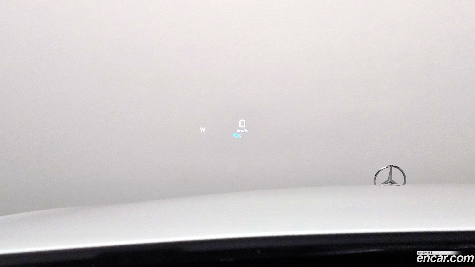 Main__Slider__Photo:E-Class Mercedes-Benz 2020.0-17