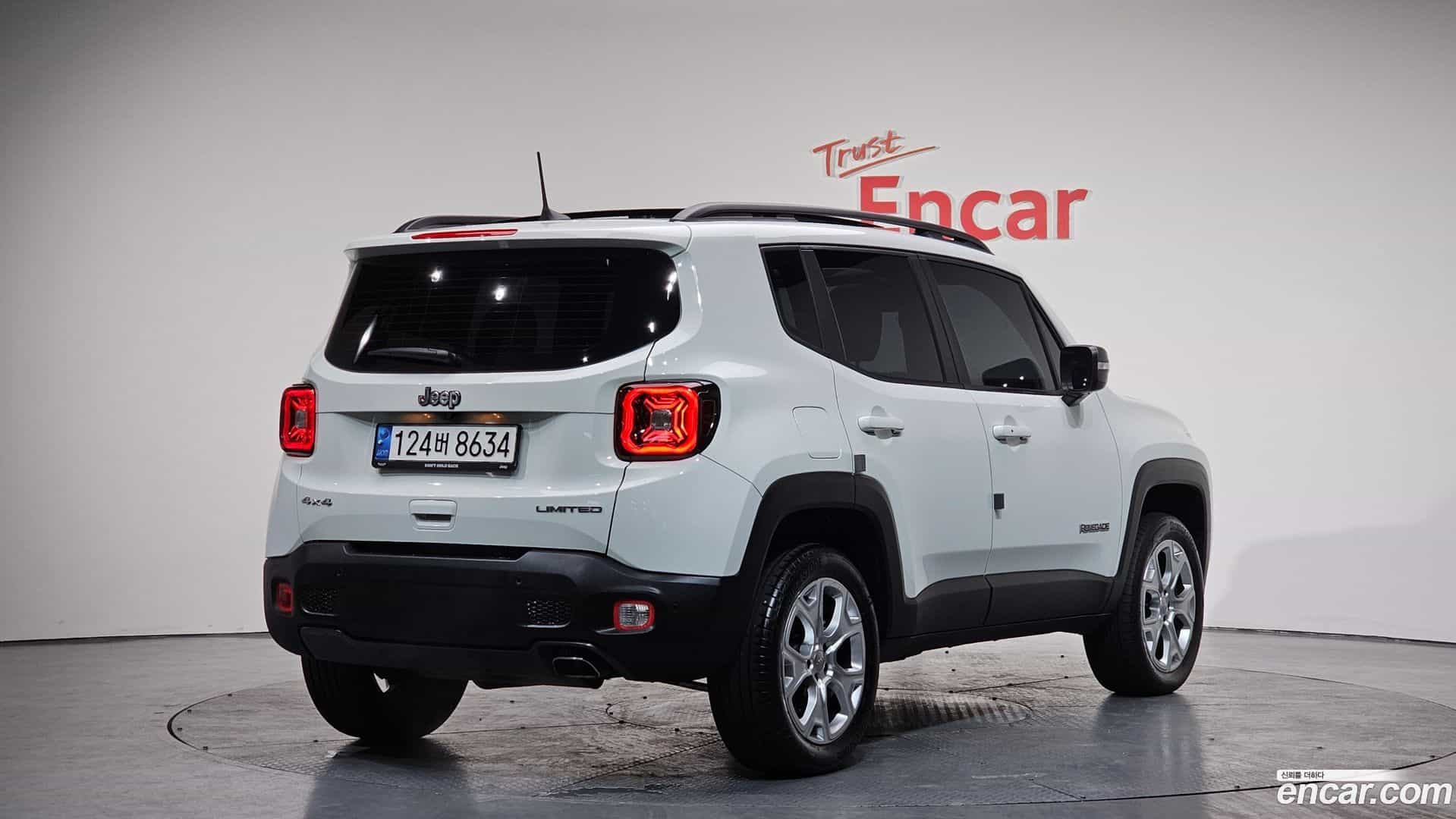 Renegade Jeep 2021.6-OUTER-002