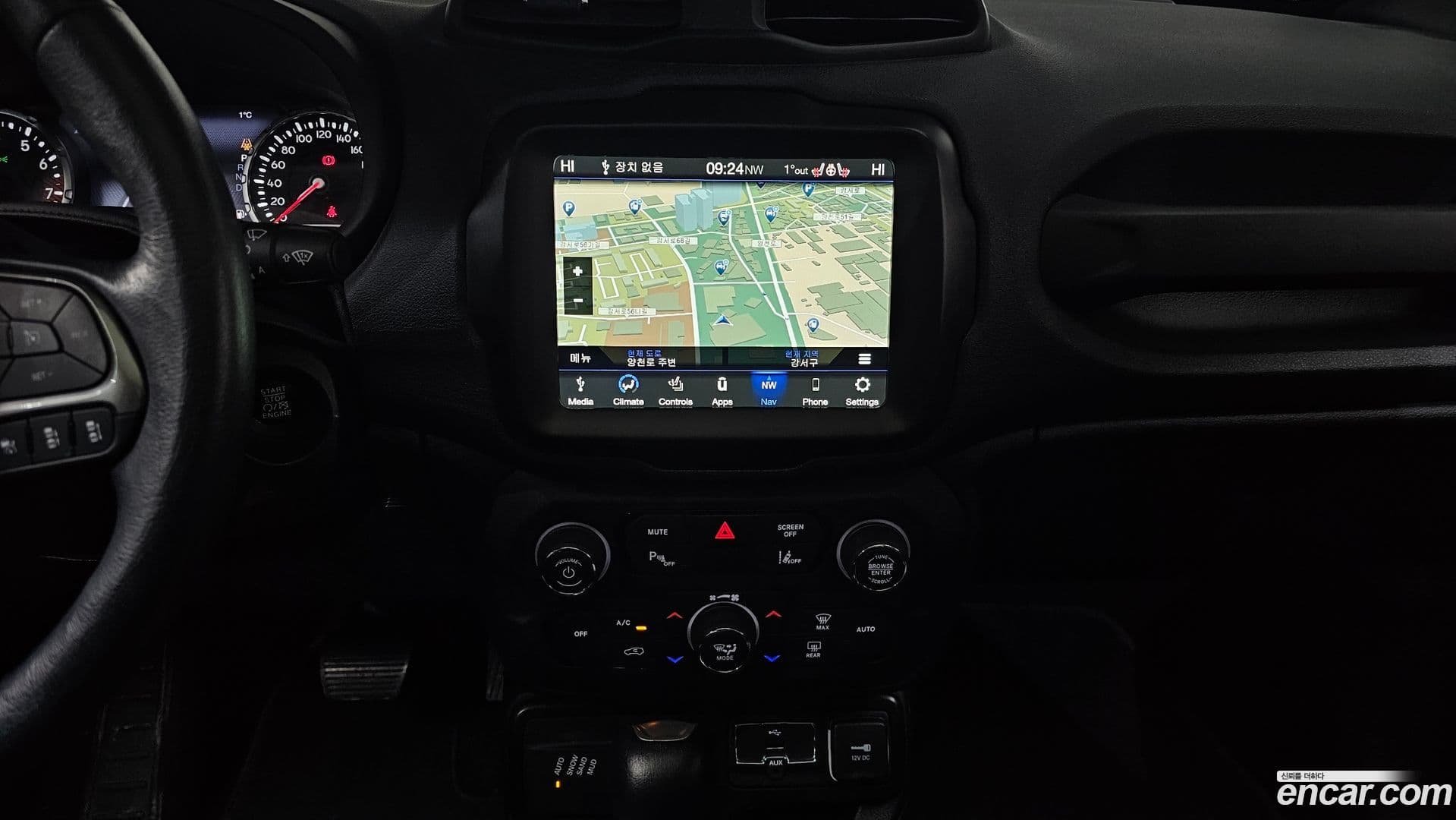 Main__Slider__Photo:Renegade Jeep 2021.6-13