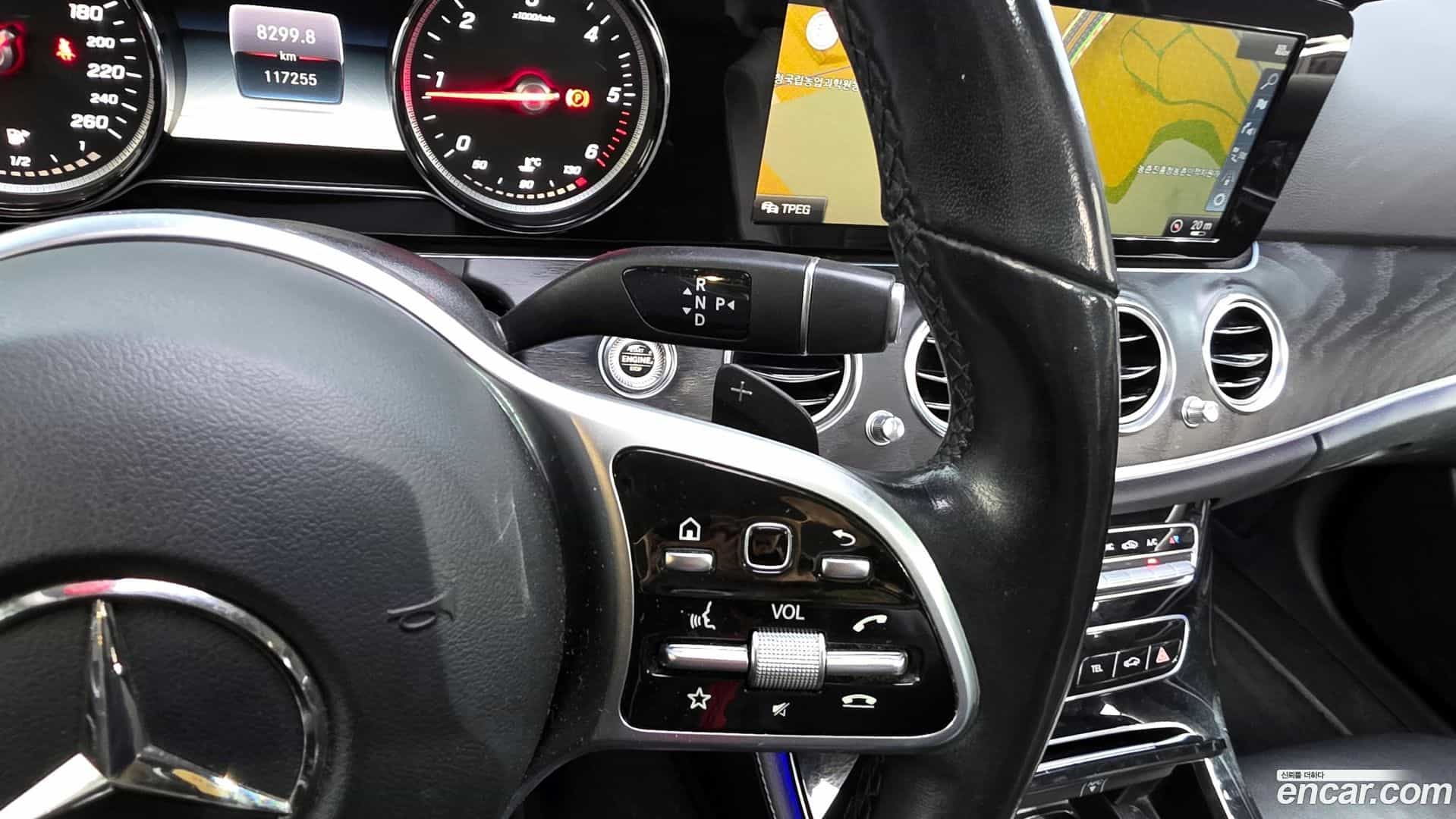 E-Class Mercedes-Benz 2019.4-INNER-009