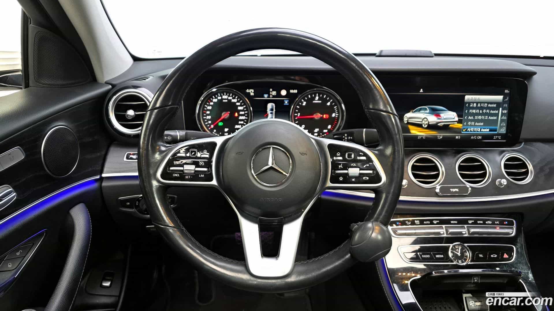 E-Class Mercedes-Benz 2019.4-OPTION-017