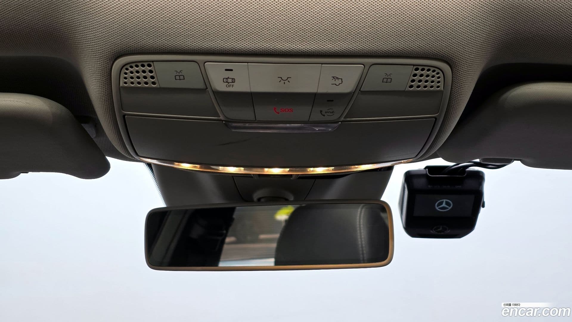 Main__Slider__Photo:E-Class Mercedes-Benz 2019.4-16