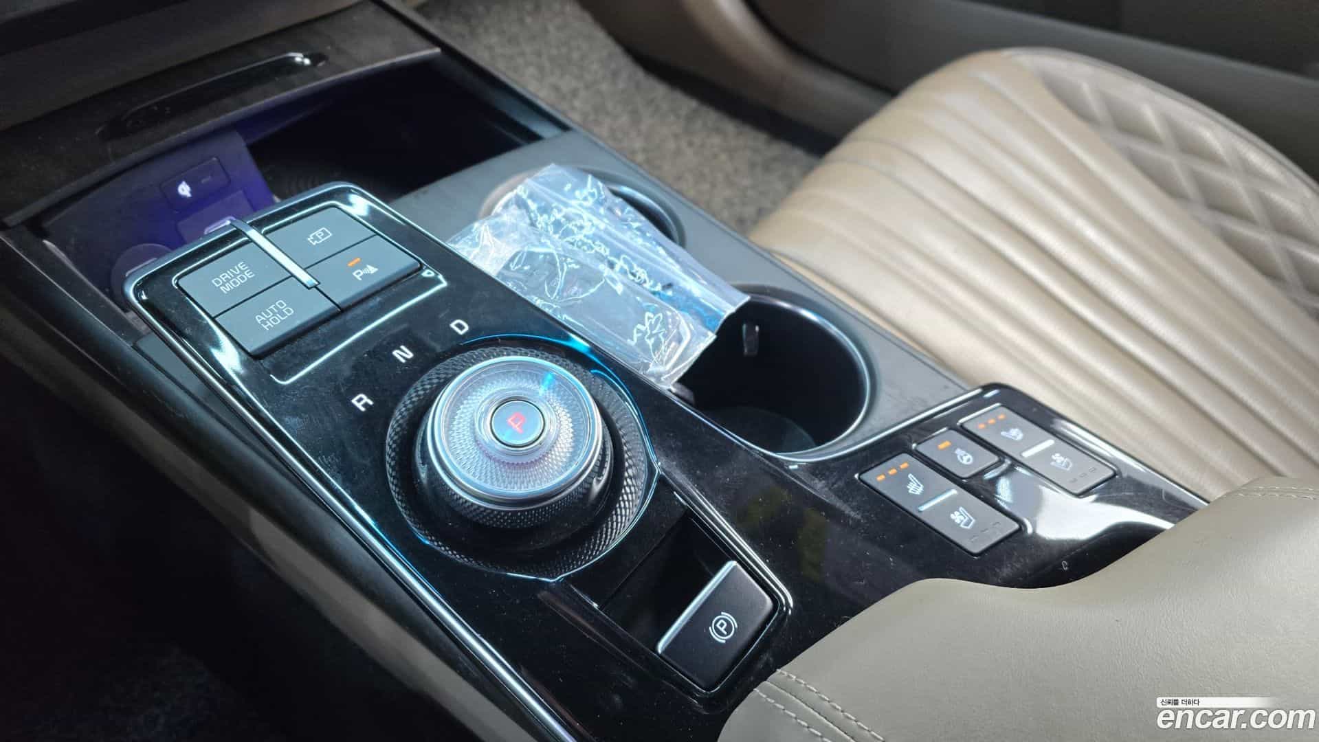 K8 Kia 2021.11-INNER-009