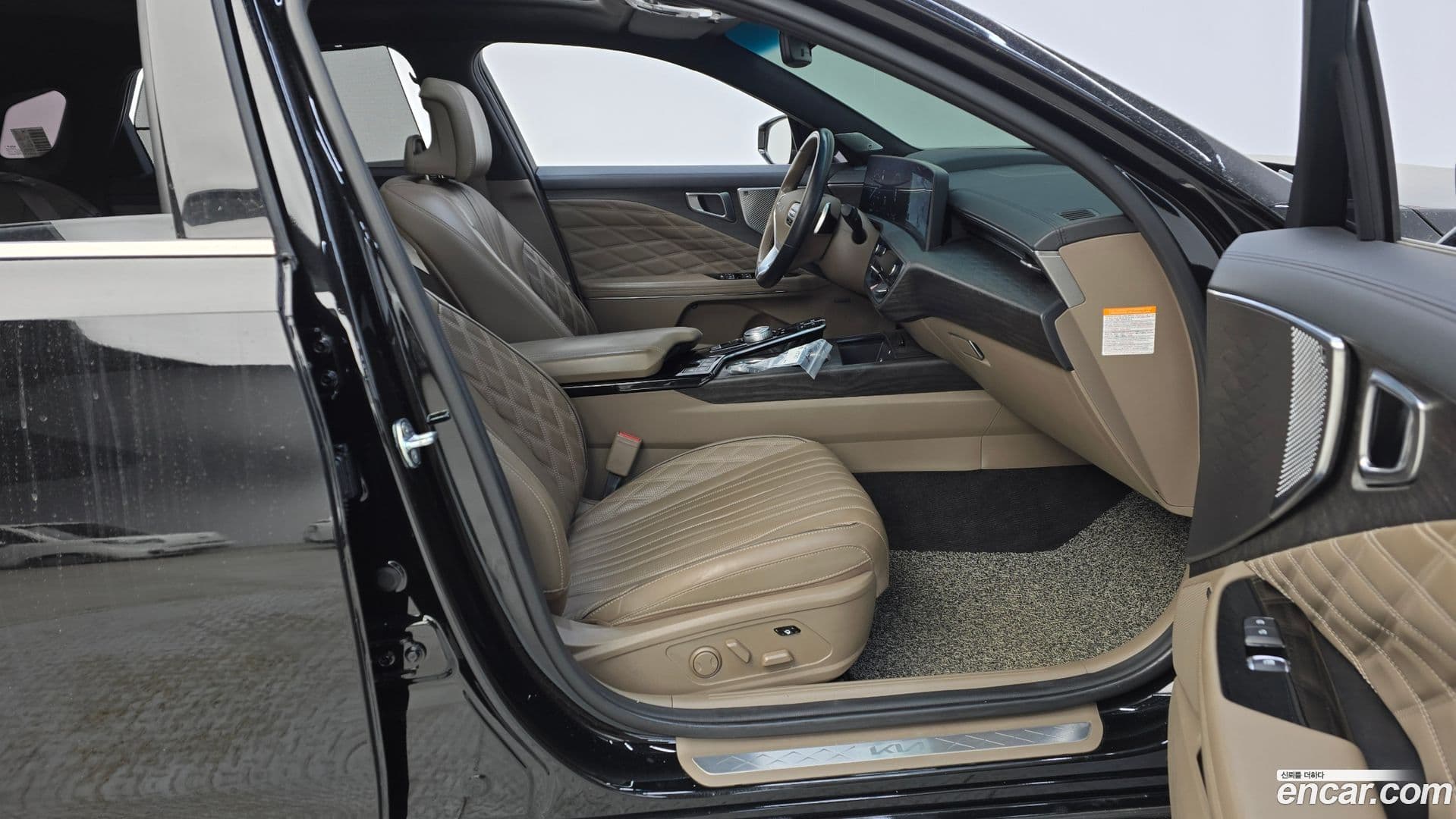 Main__Slider__Photo:K8 Kia 2021.11-10