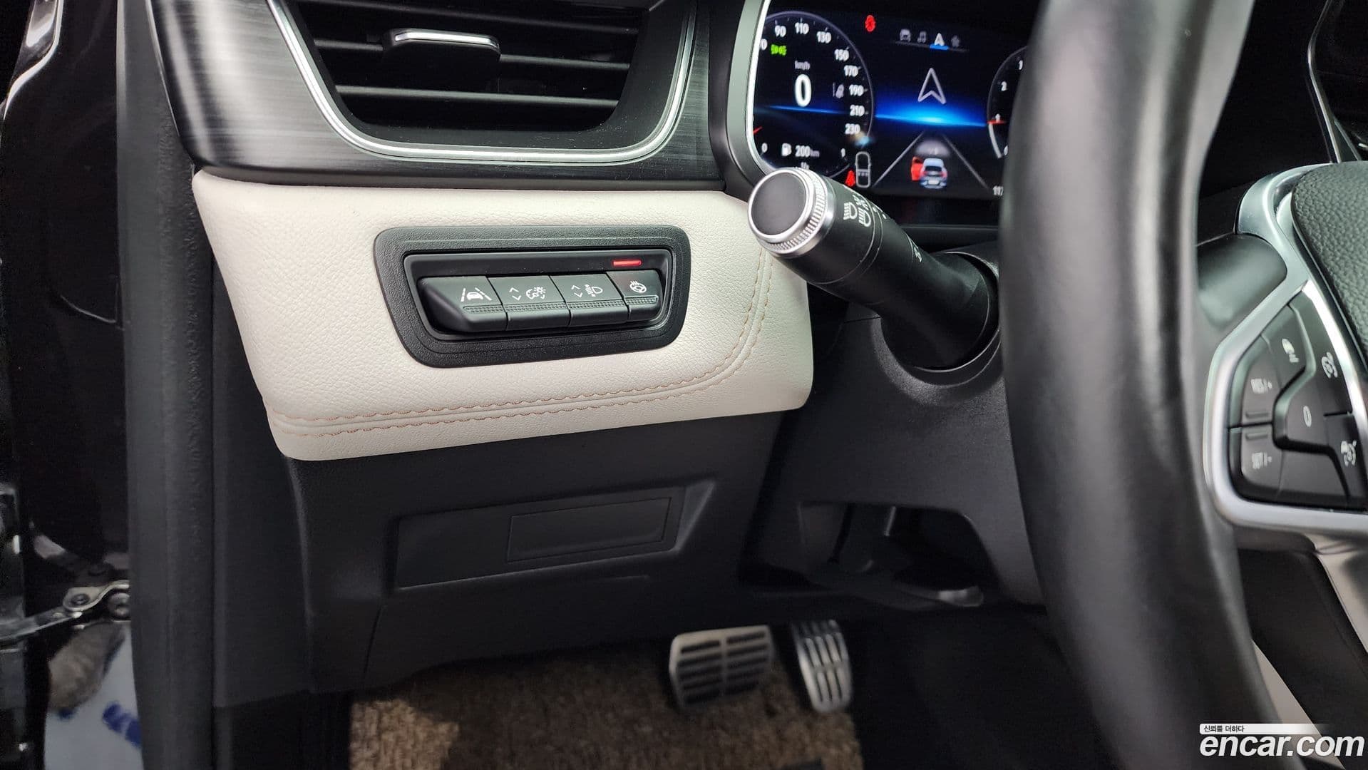 Main__Slider__Photo:Captur Renault-KoreaSamsung 2020.6-16