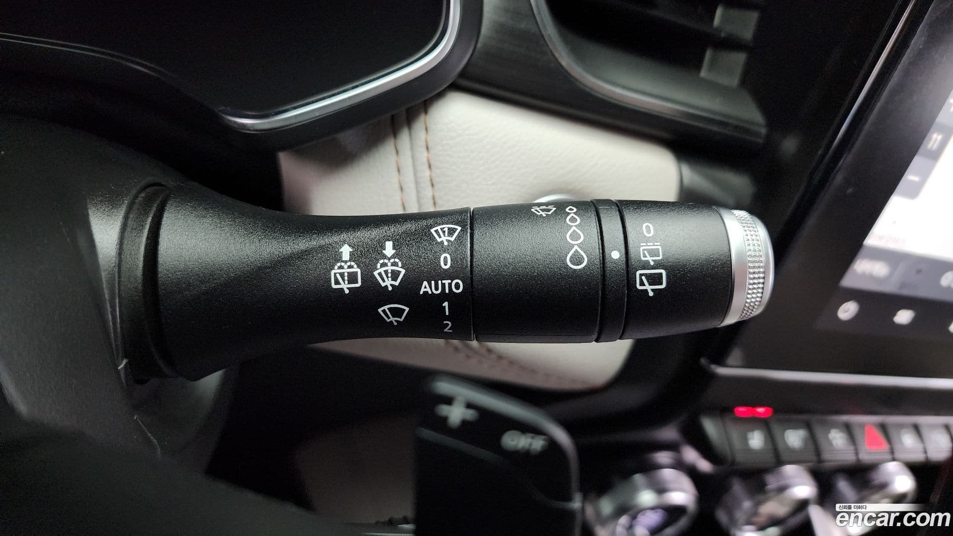 Main__Slider__Photo:Captur Renault-KoreaSamsung 2020.6-17