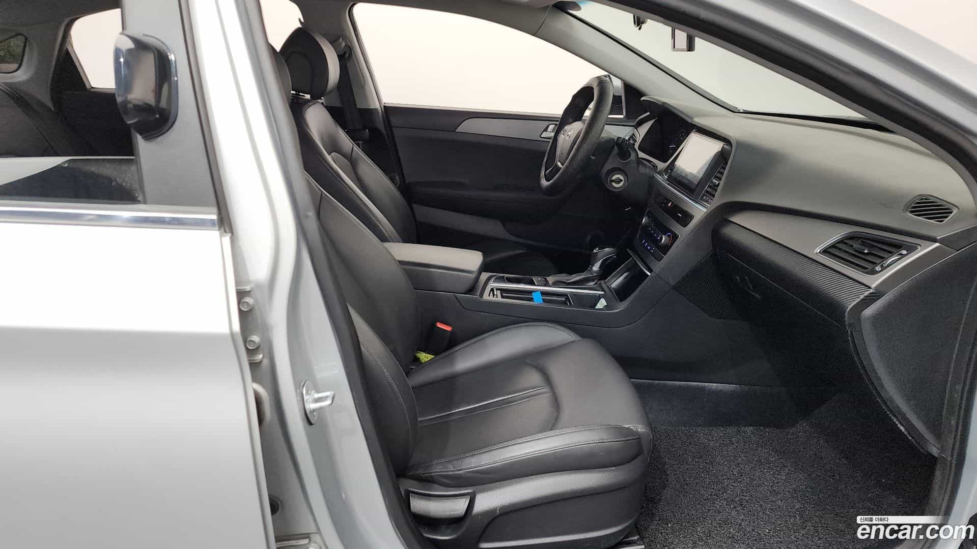 Sonata Hyundai 2017.4-OPTION-015