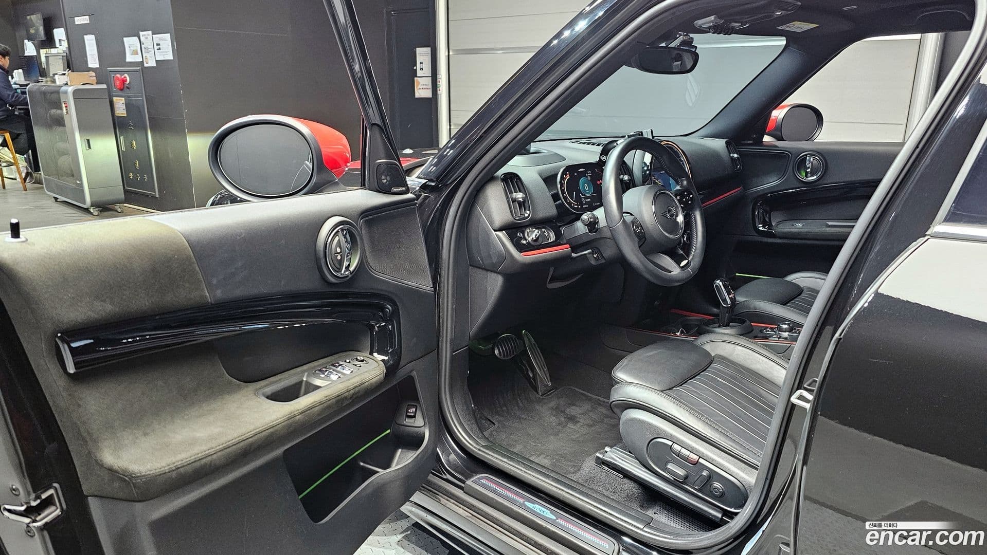 Main__Slider__Photo:Countryman Mini 2021.8-9