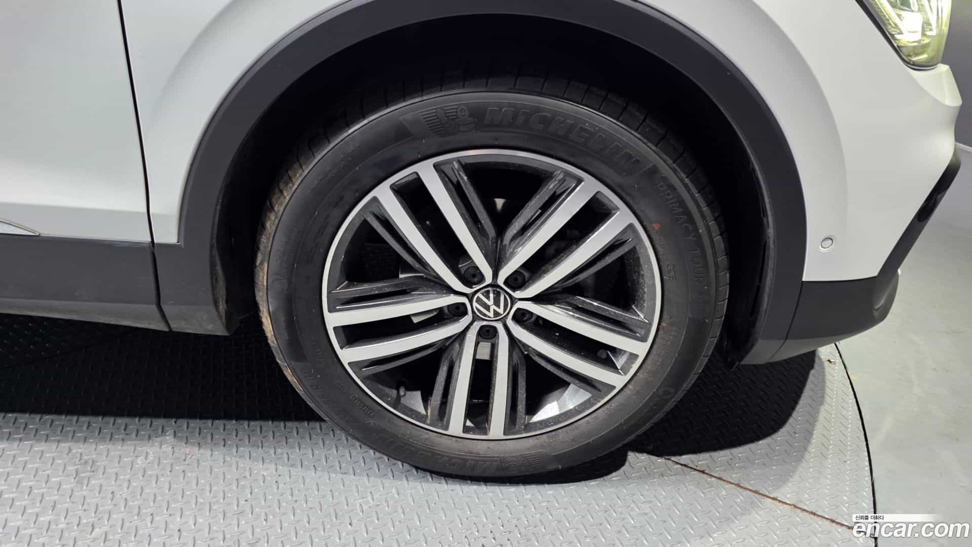 Tiguan Volkswagen 2022.11-OUTER-005