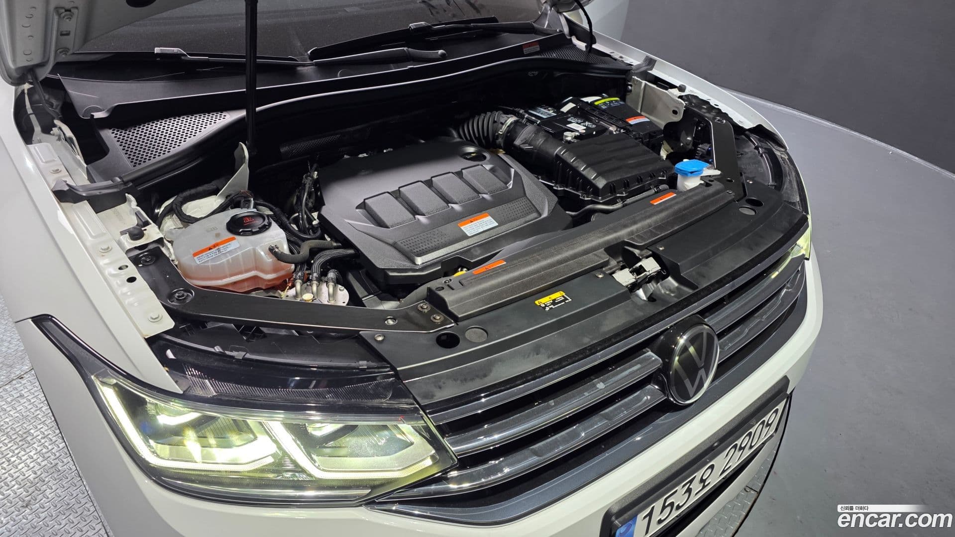 Main__Slider__Photo:Tiguan Volkswagen 2022.11-5