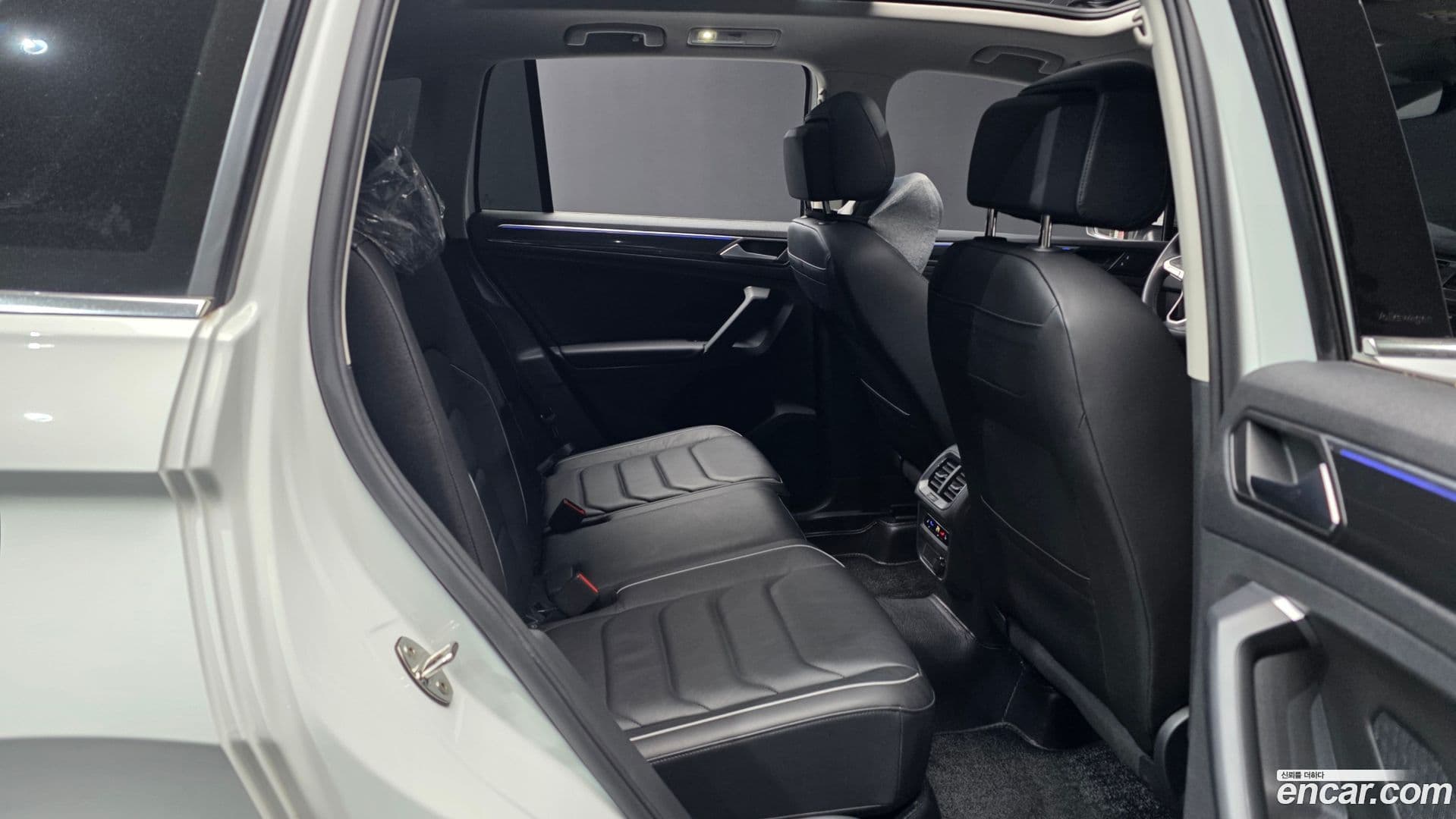 Main__Slider__Photo:Tiguan Volkswagen 2022.11-11