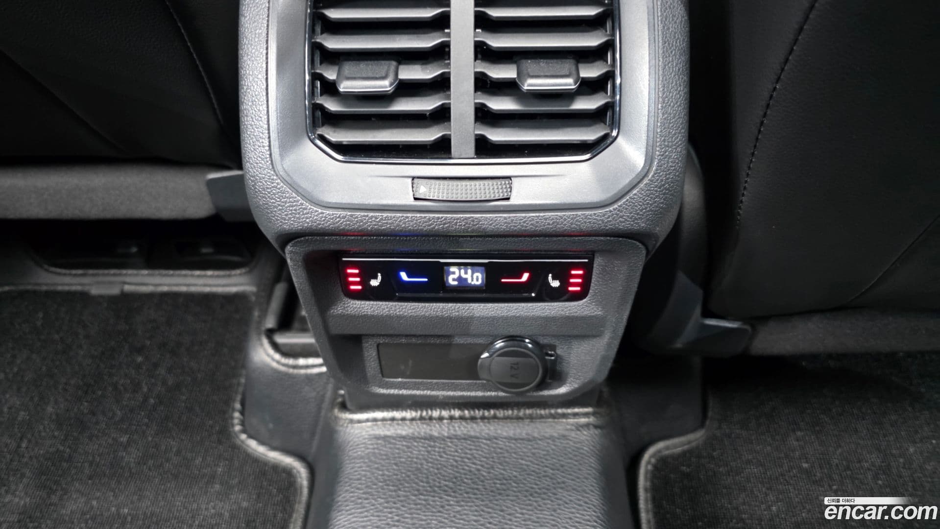 Main__Slider__Photo:Tiguan Volkswagen 2022.11-18