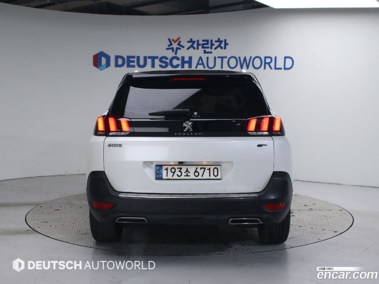 Main__Slider__Photo:5008 Peugeot 2021.5-3