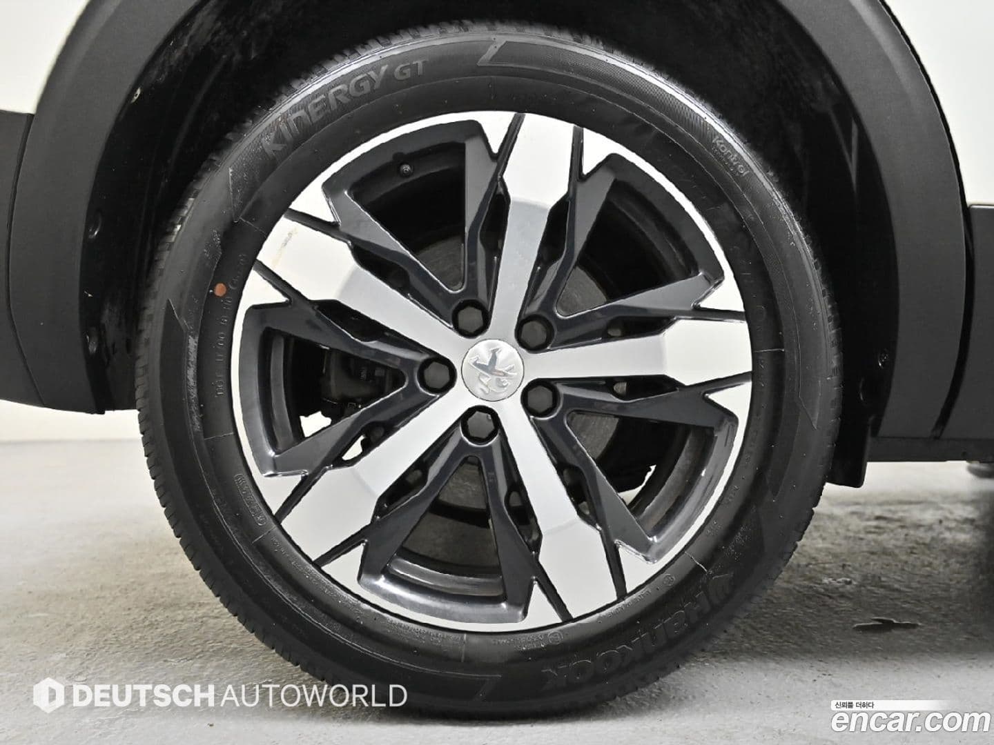 Main__Slider__Photo:5008 Peugeot 2021.5-4