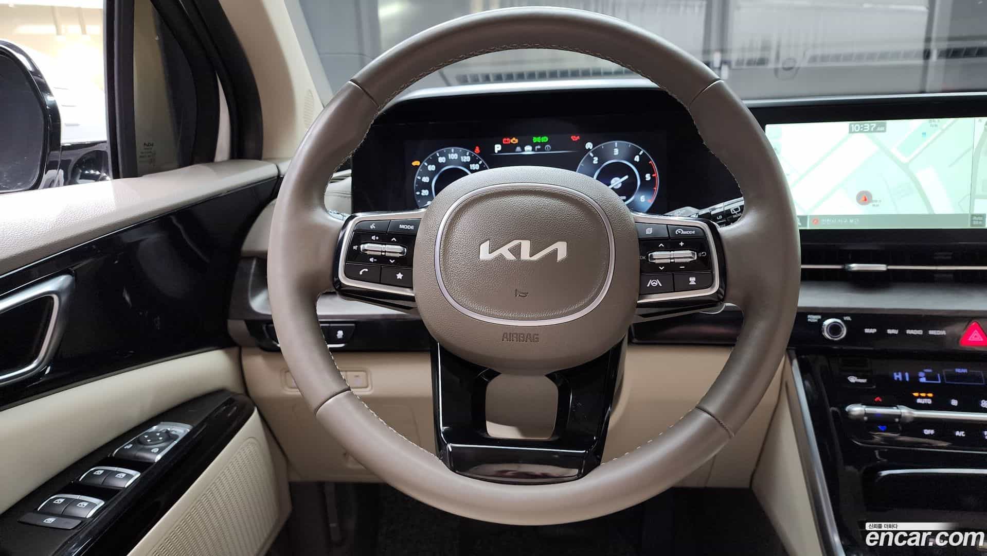 Canival Kia 2023.8-OPTION-017