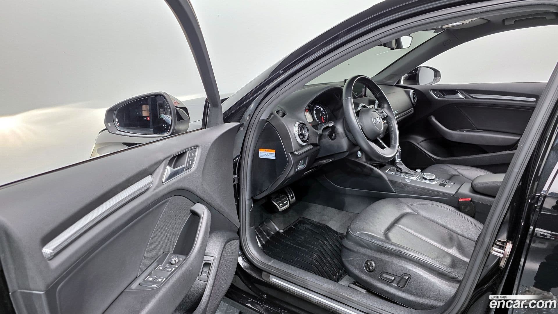 Main__Slider__Photo:A3 Audi 2018.8-10