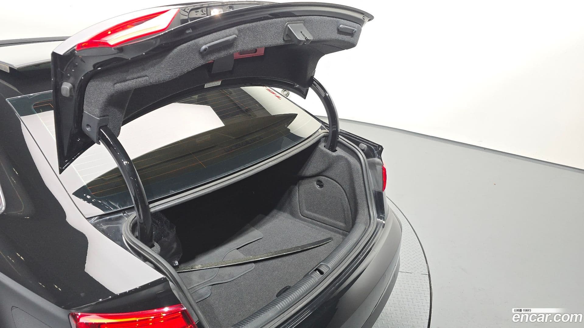 Main__Slider__Photo:A3 Audi 2018.8-19