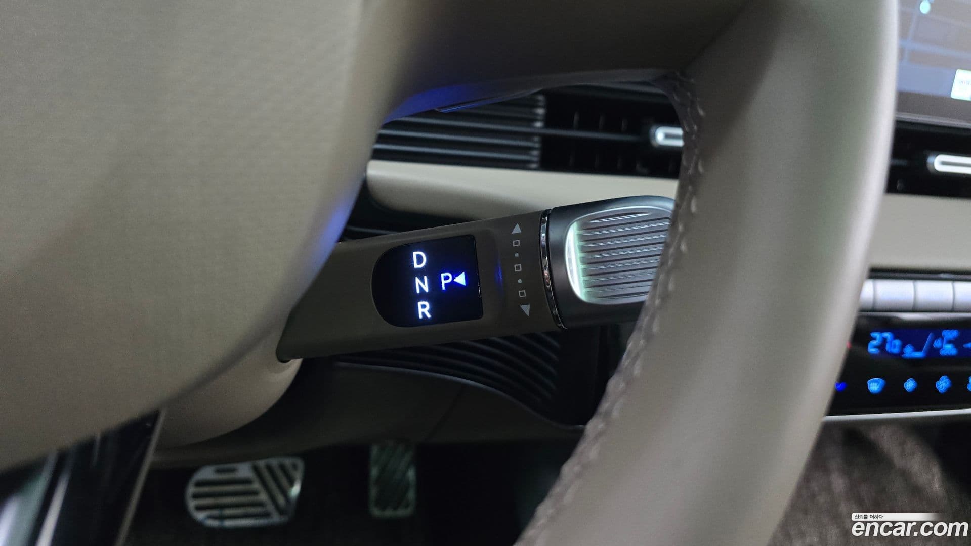 Main__Slider__Photo:Ioniq5 Hyundai 2025.3-8