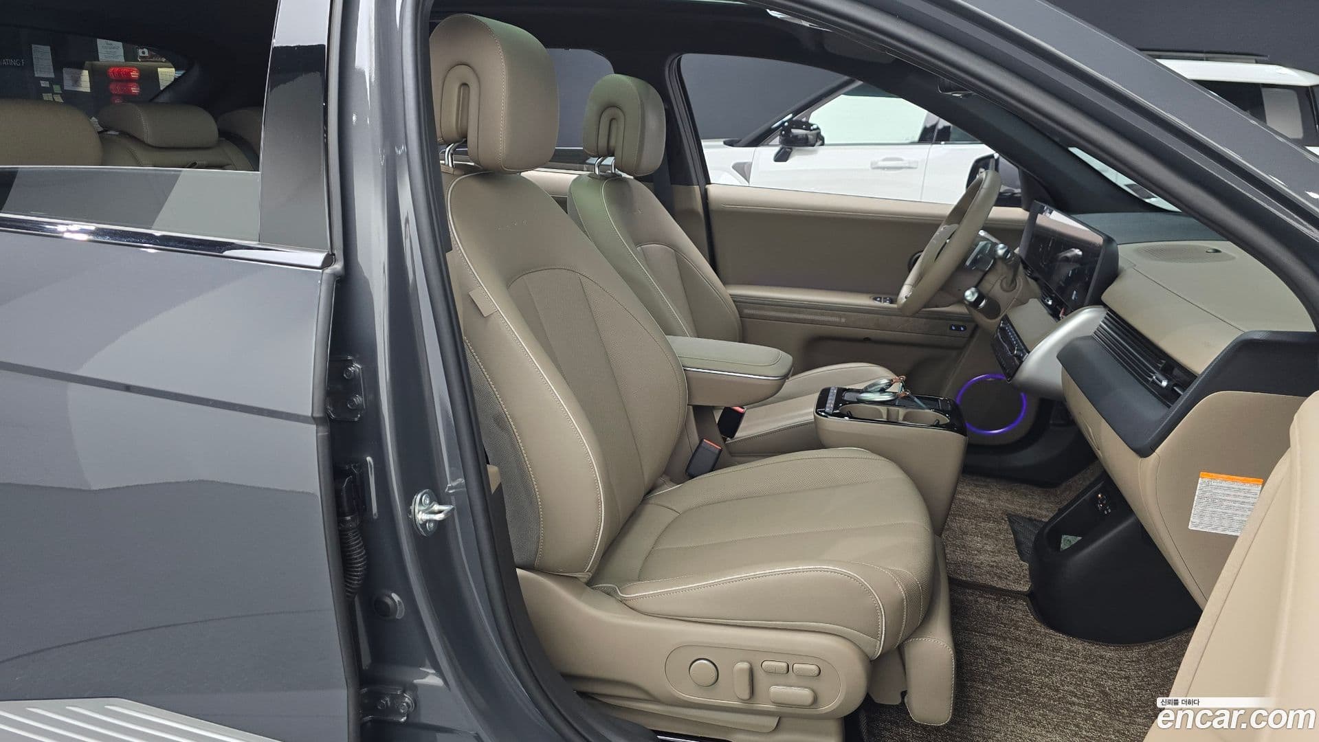 Main__Slider__Photo:Ioniq5 Hyundai 2025.3-9