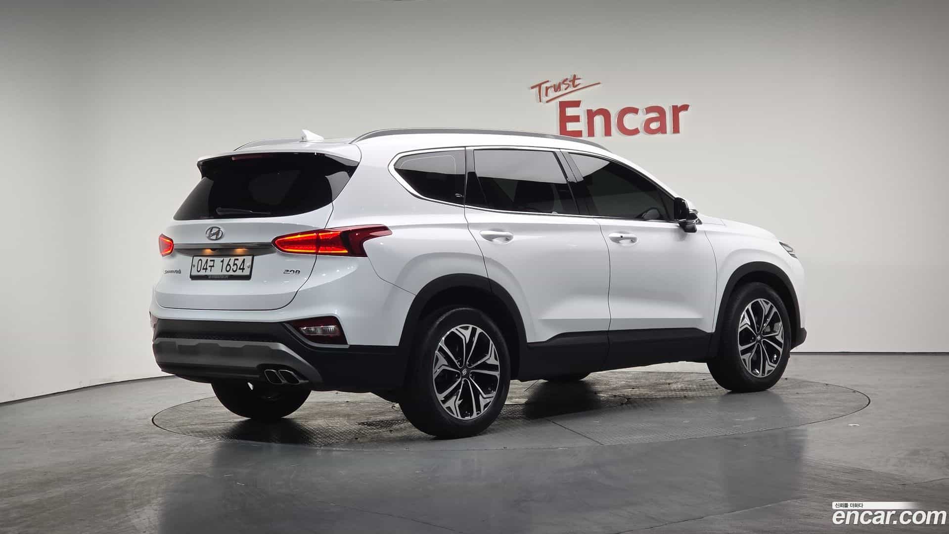 Santafe Hyundai 2019.0-OUTER-002