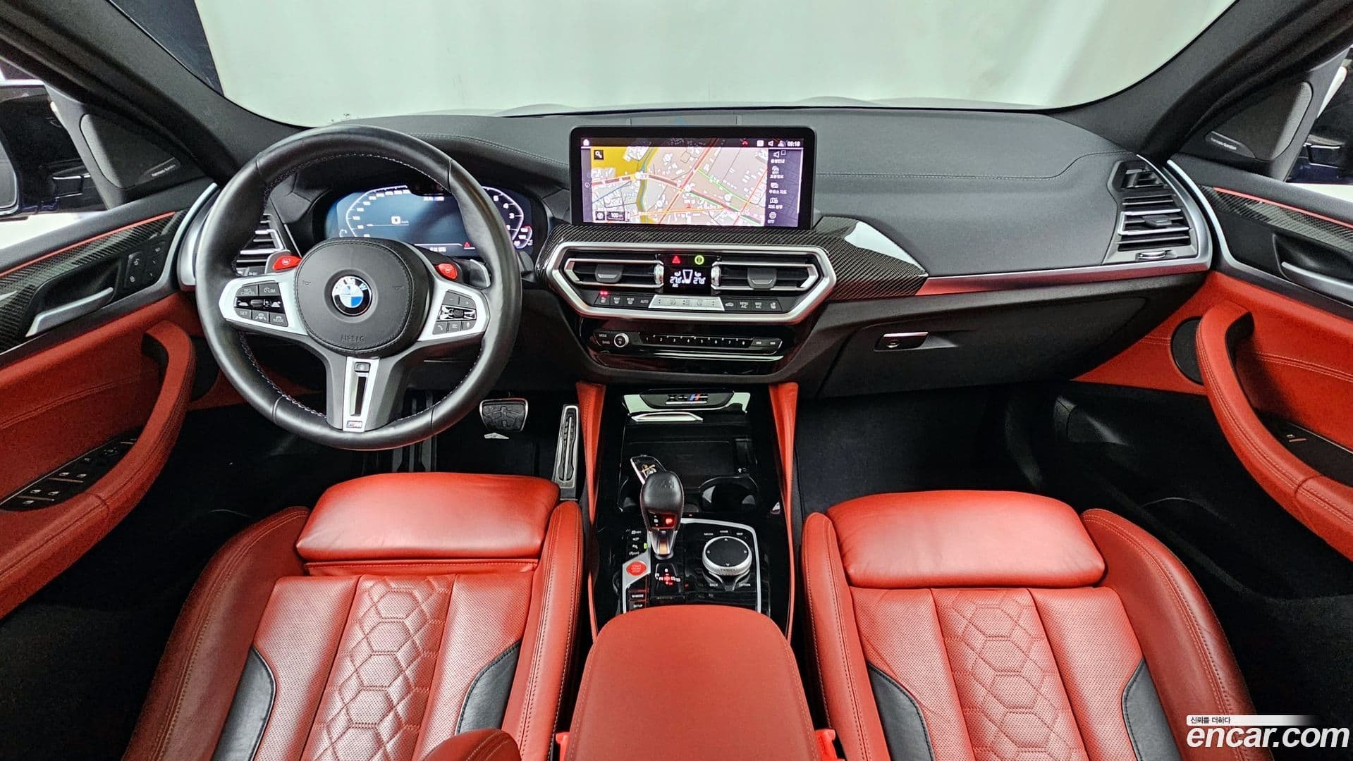 Main__Slider__Photo:X4M BMW 2024.5-6