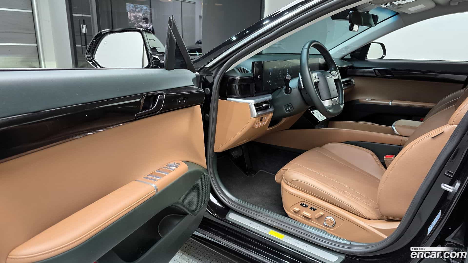 Grandeur Hyundai 2025.2-OPTION-015