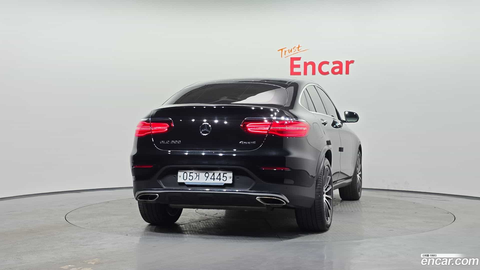 GLC-Class Mercedes-Benz 2019.5-OUTER-004