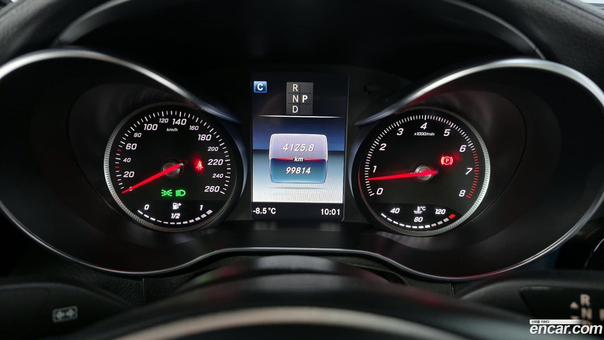 Main__Slider__Photo:GLC-Class Mercedes-Benz 2019.5-7