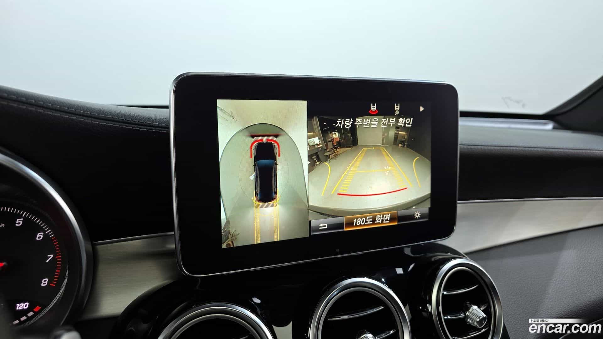 GLC-Class Mercedes-Benz 2019.5-OPTION-019