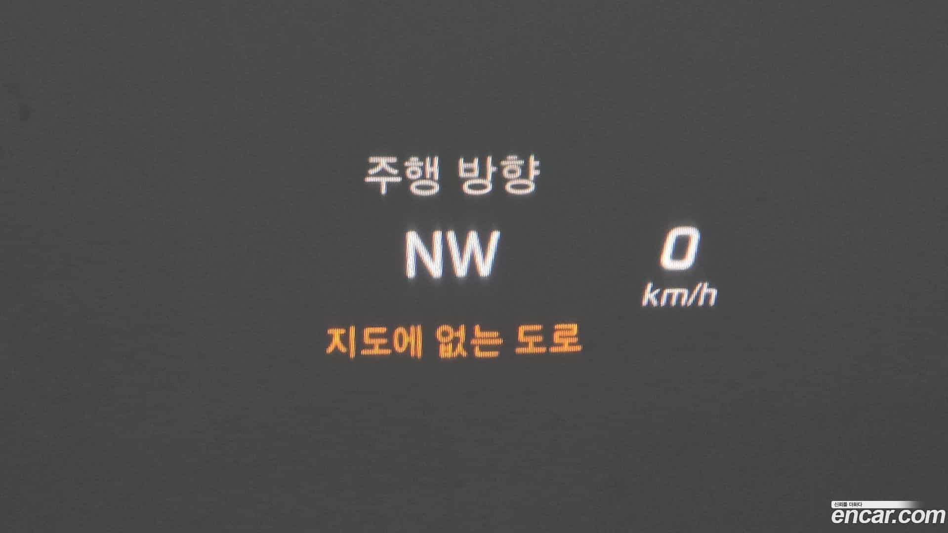 GLC-Class Mercedes-Benz 2019.5-OPTION-021