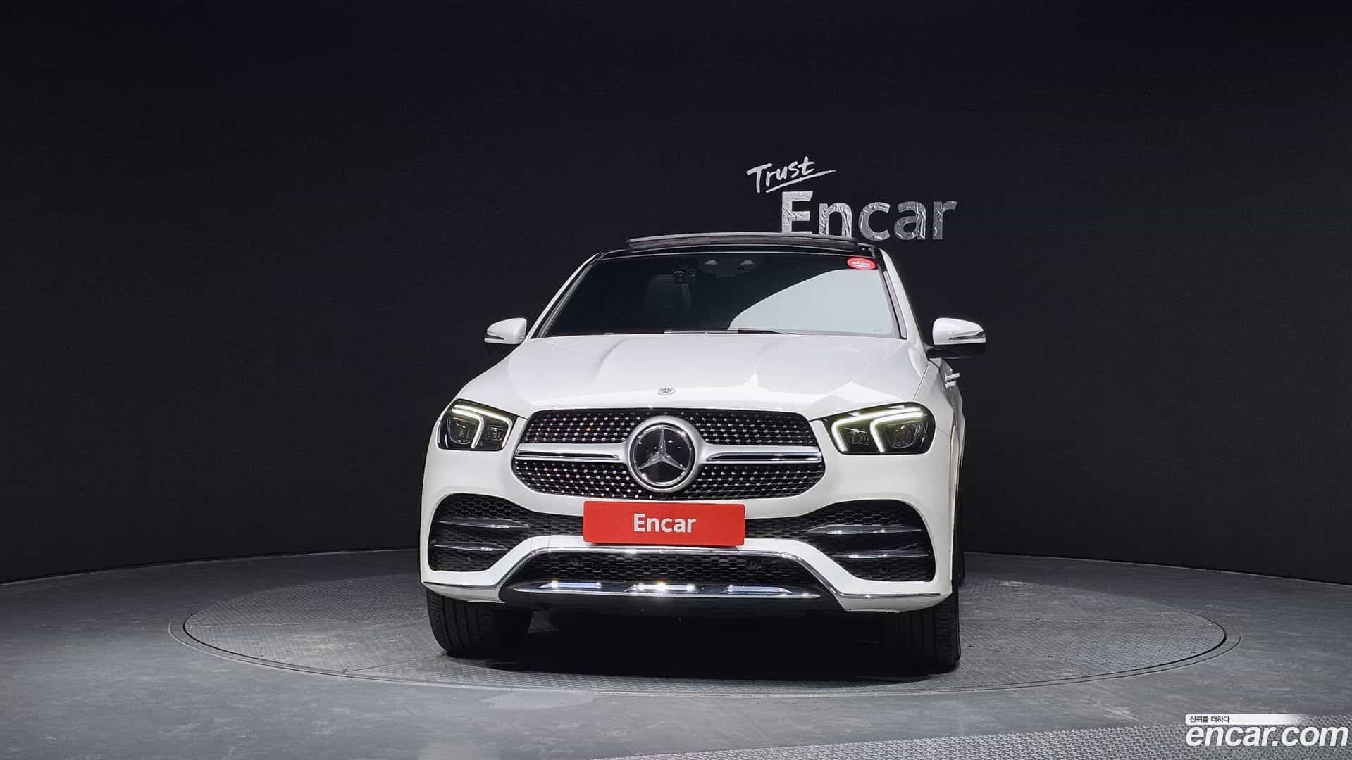 GLE-Class Mercedes-Benz 2021.1-OUTER-003