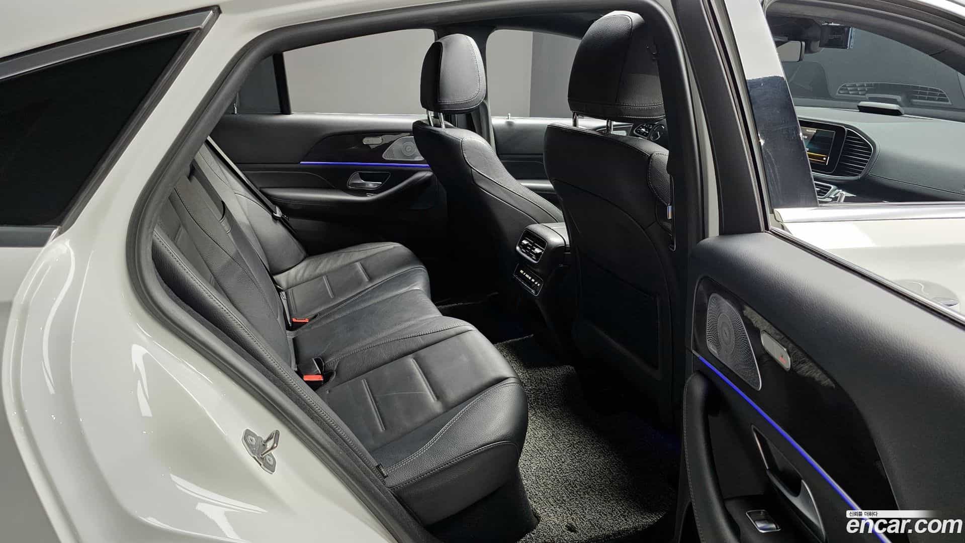 GLE-Class Mercedes-Benz 2021.1-OPTION-016