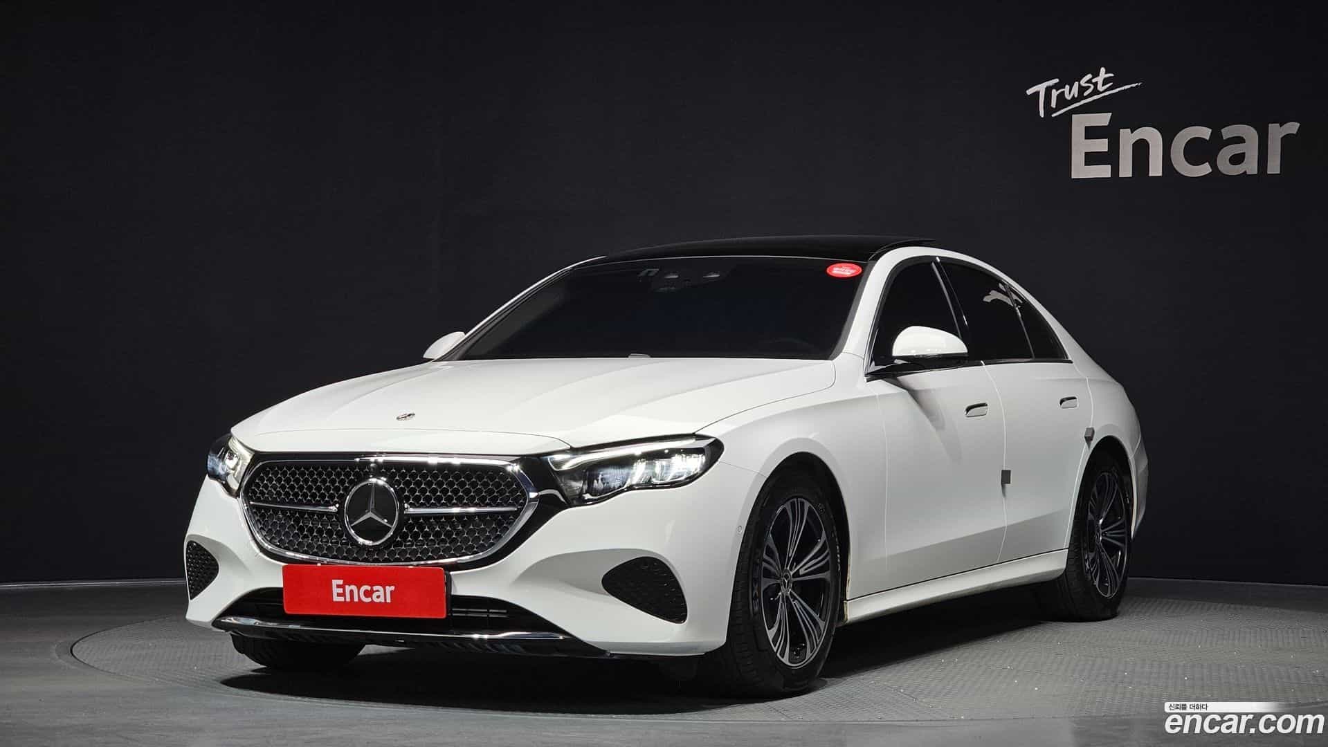 E-Class Mercedes-Benz 2024.8-OUTER-001