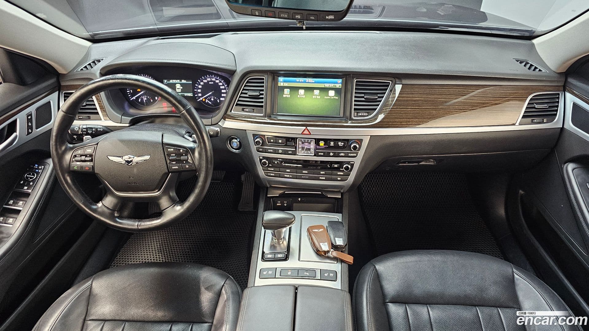 Main__Slider__Photo:G80 Genesis 2016.10-6