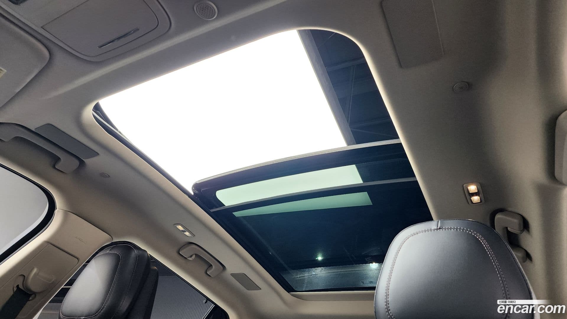 Main__Slider__Photo:Aviator Lincoln 2020.8-18