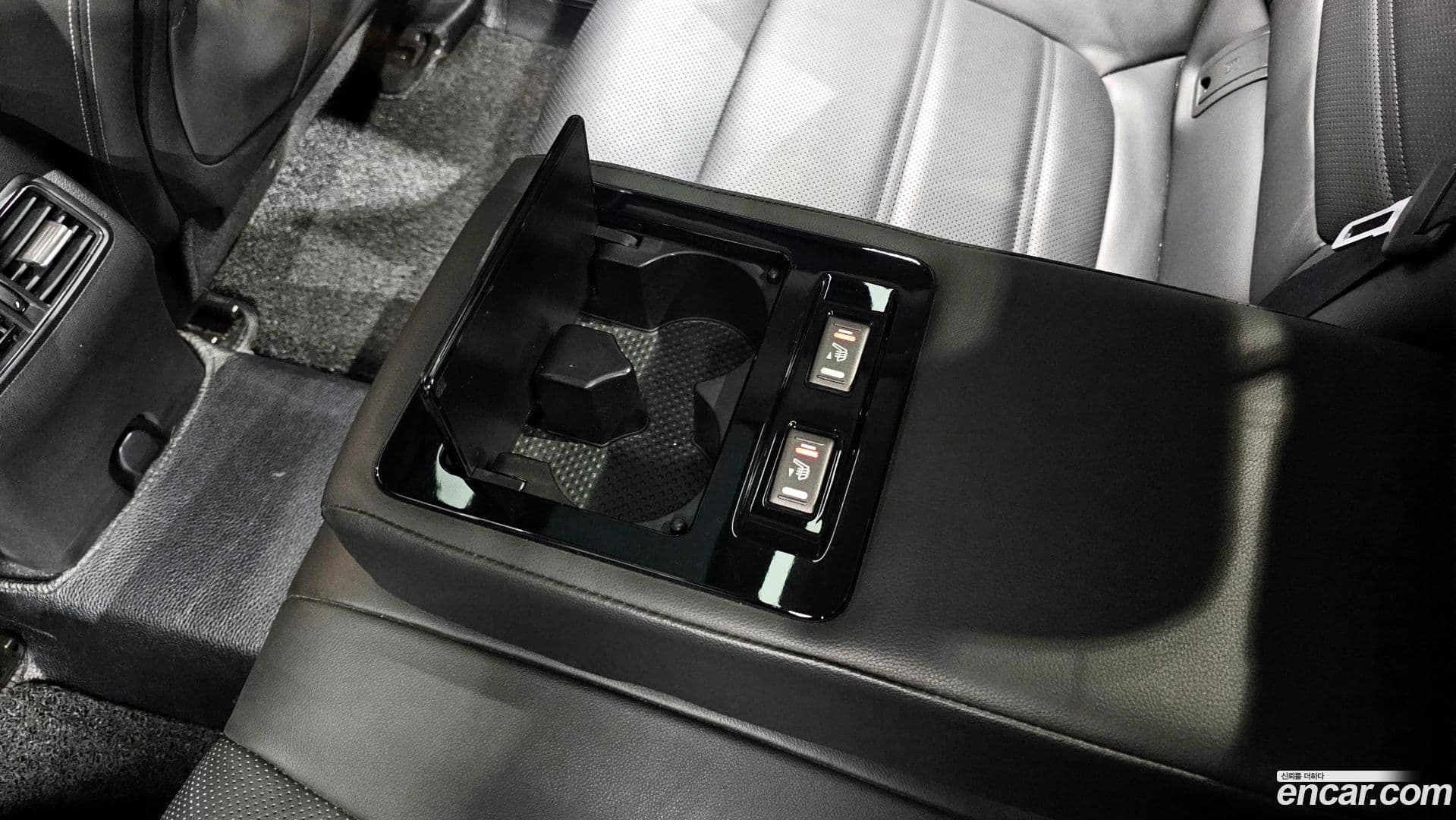 Main__Slider__Photo:SM6 Renault-KoreaSamsung 2016.11-12