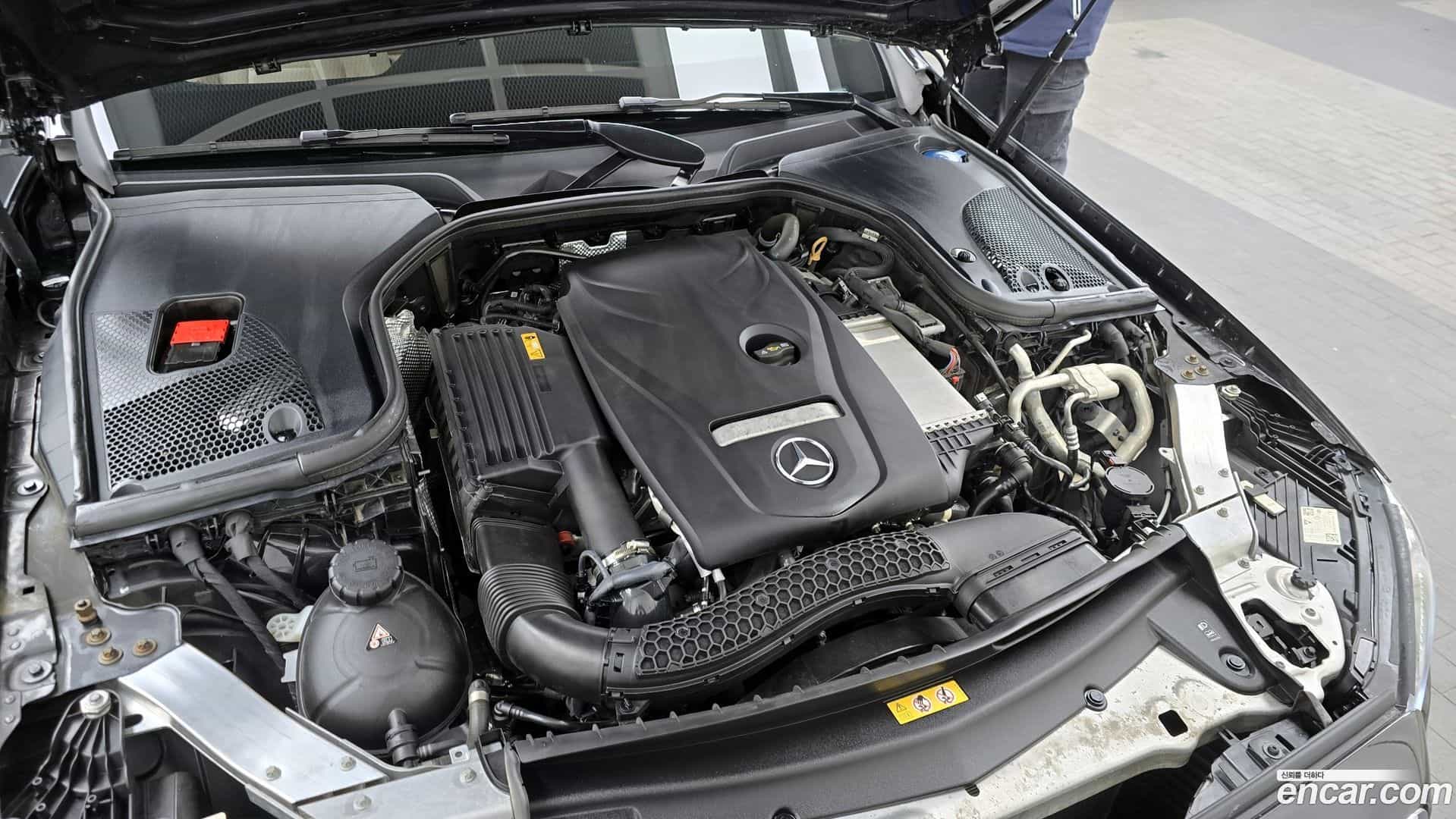 E-Class Mercedes-Benz 2021.2-INNER-006