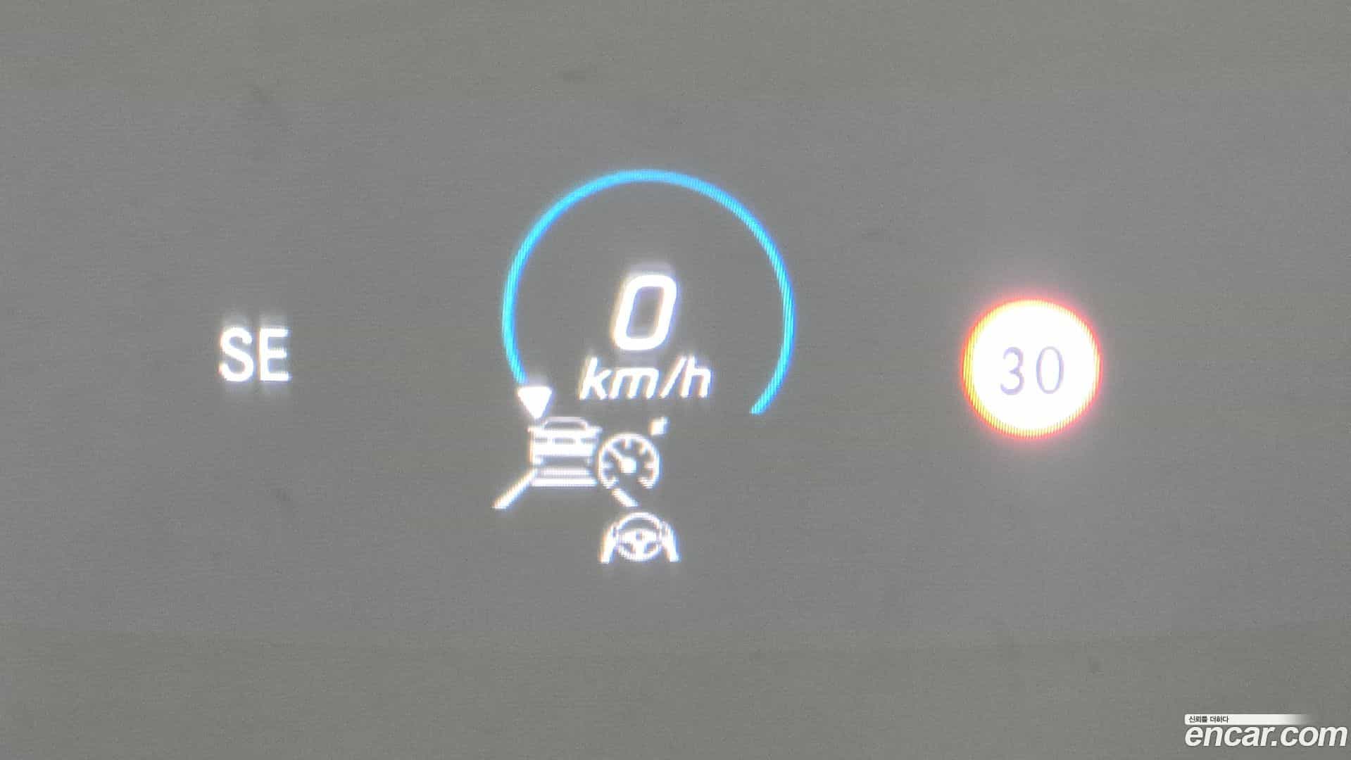 E-Class Mercedes-Benz 2021.2-OPTION-021