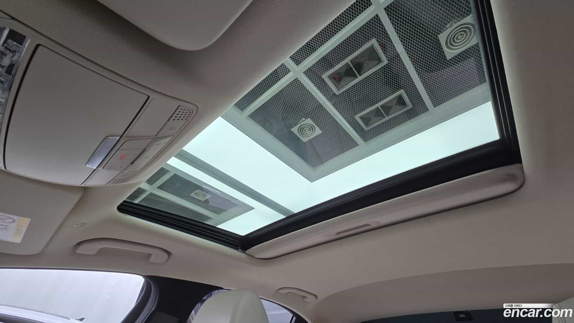 E-Class Mercedes-Benz 2021.2-OPTION-022