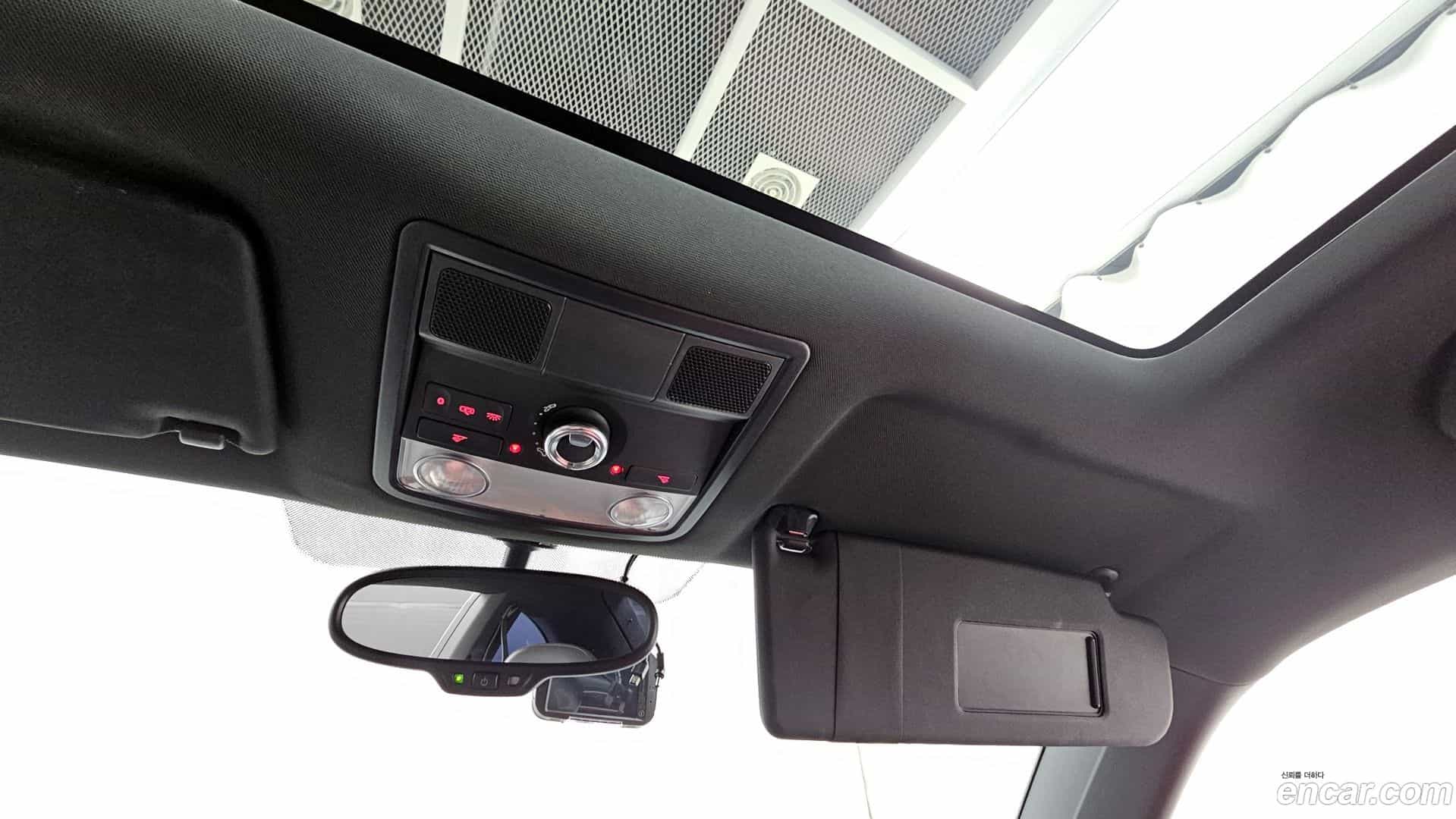 Beatle Volkswagen 2012.9-OPTION-022