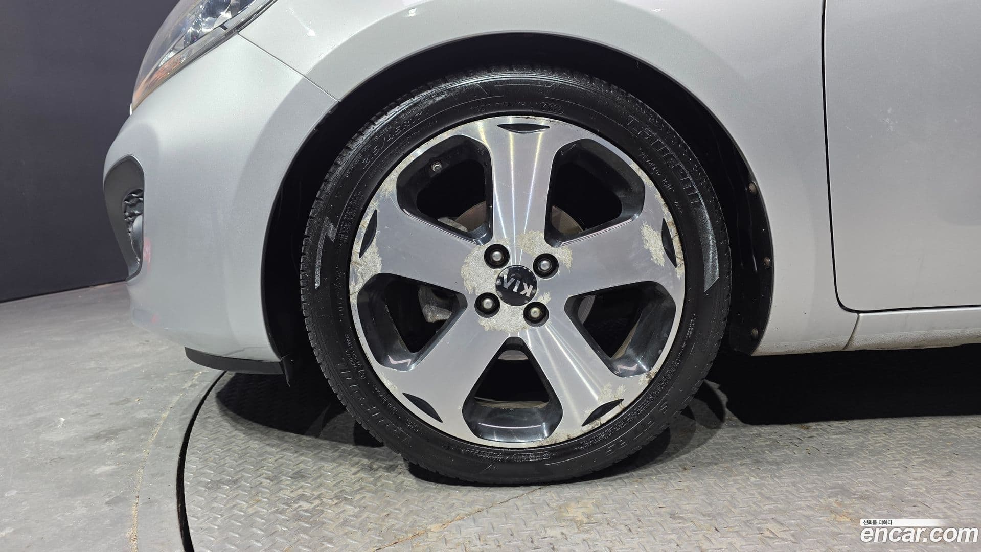 Main__Slider__Photo:pride Kia 2012.0-4